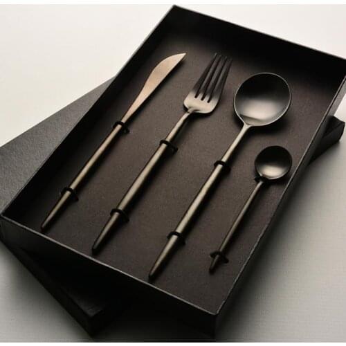 4pcs/set 316 Stainless Steel Dinnerware Black Cutlery Set Fork Teaspoon Knife Craft Portugal Style Tableware Set SN2123