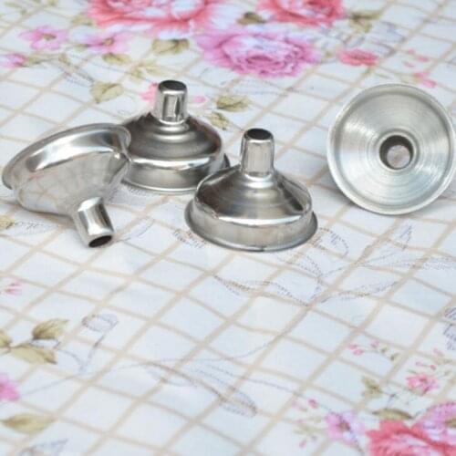 Mini Stainless Steel Flask Funnel mini wine Funnel Hopper Kitchen Useful Tool Supplies LX1719