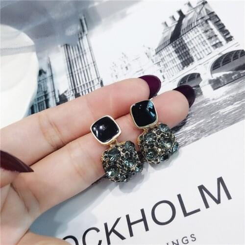 Luxury Famous Brand Fashion Round Shape Rhinestone Drop Earrings Dangle Earrings For Women Party Gift