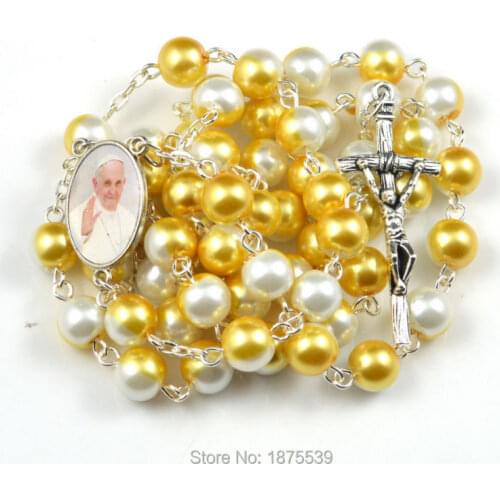 Fashion half yellow color half white color glass bead rosary with papa center medal