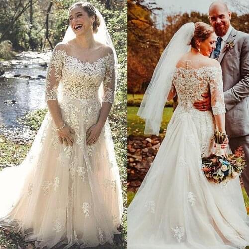 Fashionable Jewel Neckline Half Sleeves Wedding Dresses Champagne Lace Applique Plus Size Bridal Dress vestido de noiva manga