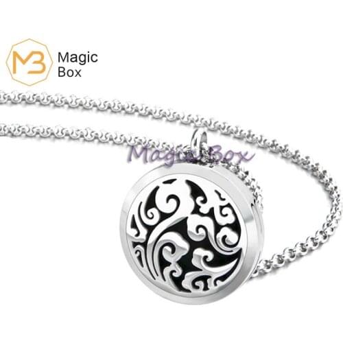 Aromatherapy Essential Oil Diffuser Necklace Jewelry 316L Surgical Grade Stainless Steel Locket Pendant Necklace with 8 Pads