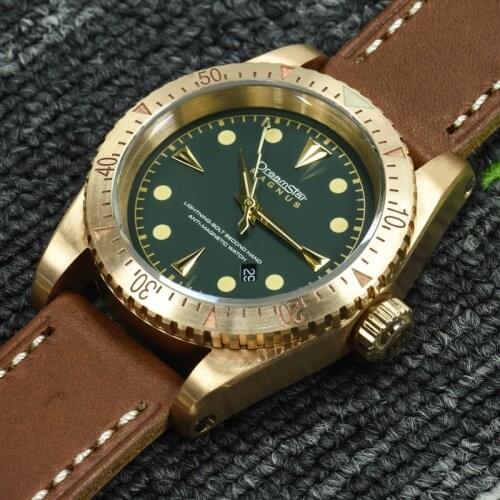 Hruodland Mens Bronze Dive Watch Retro Green Dial Luminous Marks 200M Water Resistance SW200 Automatic Movement Leather Band