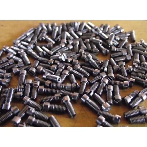 100 pcs Oboe repair parts of screws