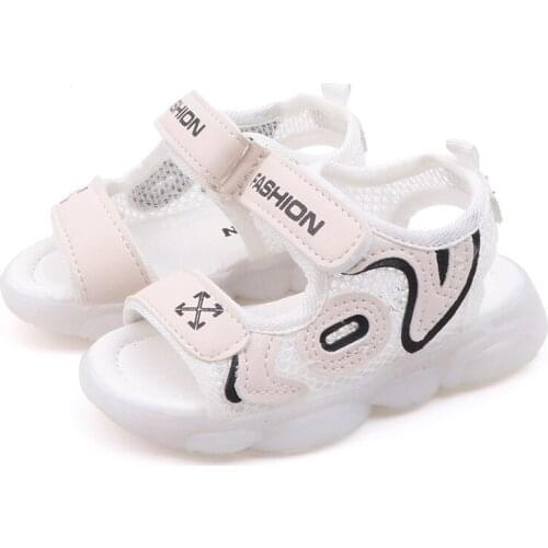 Summer boys sandals children LED light shoes open toe girls beach shoes Korean hollow breathable children luminous shoes