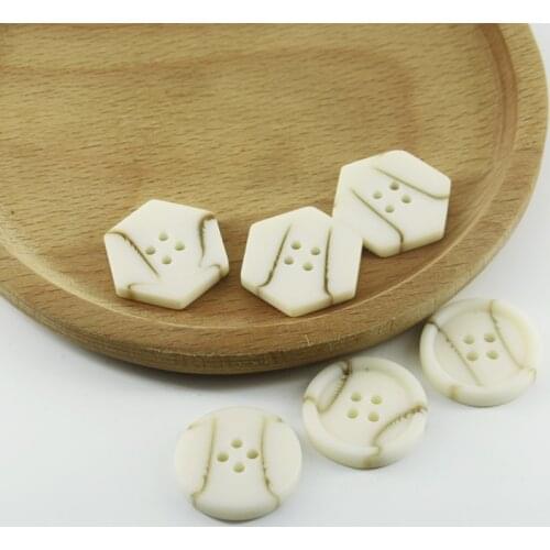20PCs Large Mat Round Fashion Resin Buttons Sewing Accessories For Coats Suit Decorative Fancy Button Handmade 4 Holes