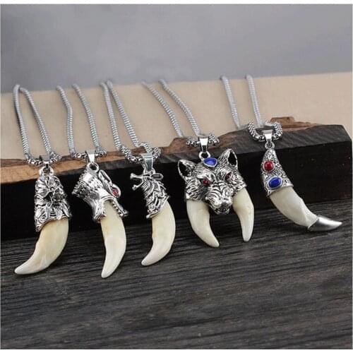 Punk Fashion Brave Men Wolf Gog Teeth Spike Pendant Necklace Women Men Lucky Jewelry Classic Fang Tooth Amulet Pendant Necklace