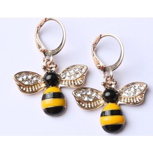 2020 New Rose Gold Color Small Bee Pendant Earrings ,Cute Bee Insect Hoop Earrings Fashion Jewelry Women Gift