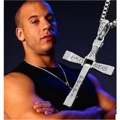 2021 Necklace The Fast and The Furious Celebrity Vin Diesel Item Crystal Jesus Men Cross Pendant Necklace Gift Jewelry