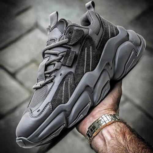 Spring And Autumn Fashion Mens Sports Shoes Comfortable And Breathable Mens Shoes Thick-soled Winter Plus Velvet Mens Shoes