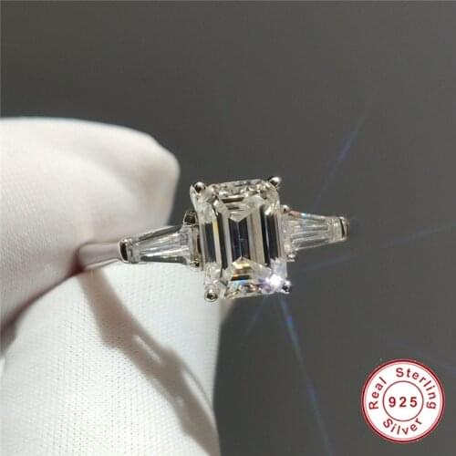 Geoki 925 Sterling Silver Emerald Cut 1-2 Ct Passed Diamond Test D Color VVS1 Moissanite Wedding Ring Female Luxury Jewelry Gift