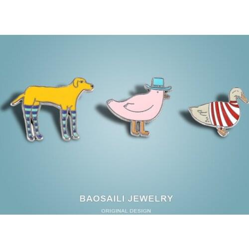 Chicken Duck Brooch Female Japanese Metal Badge Poultry Animal Travel Souvenir Clothing Alloy Badge Enamel Label Pins