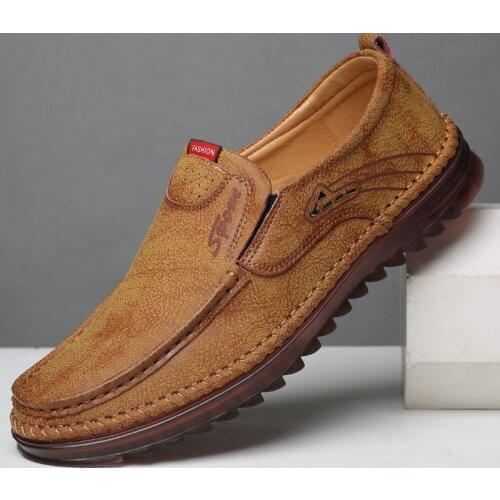 New Men Leather Shoes Good Quality Hand Sewing Driving Shoes For Men Slip-On Shoes Soft Sole Men Casual Shoes Hard-Wearing