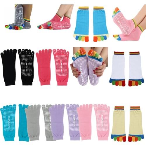 Xianzuxiu Yoga Socks Sport Fitness Socks Fashion Five Toe socks Pure black
