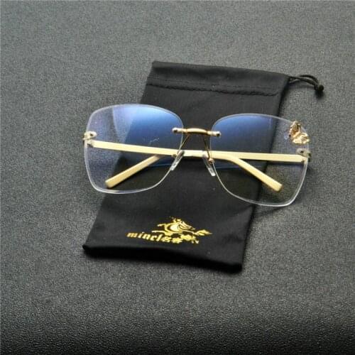 MINCL Cute Sexy Butterfly Decor Square Sunglasses Women 2019 Retro Brand Designer Small Sunglass Female UV400 Sun glasses NX