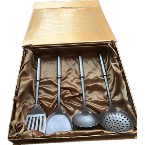 Health Titanium kitchenware 4 piece set cookware spoon spatula meat fork loushao fried shovel spoon Best selling