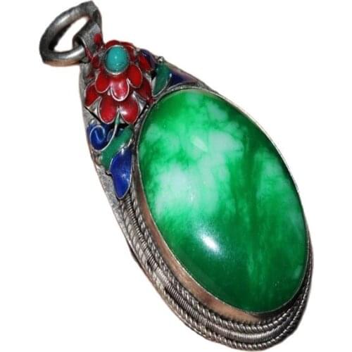 China Old Tibetan Silver Inlaid Jade Pendant