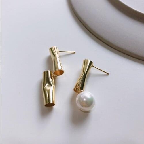 Real 925 Sterling Silver Asymmetry Earring Gold Irregular Tube Design White Shell Pearl Studs Earrings OL Style Party Jewelry