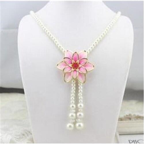 Hot Fashion Accesory Long Pearl Flower Necklace for Women Fashion Simulated Pearl Jewelry Necklaces & Pendants For Lady Gift