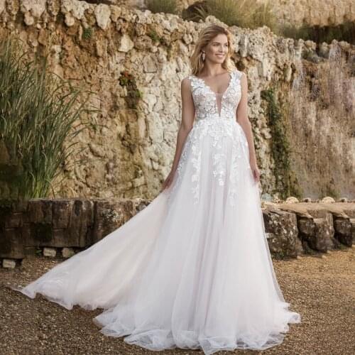 Sexy Open V-neck Lace Applique Nude Bodice Blush Wedding Dress vestido de novia para boda civil Customized Made Bridal Dress