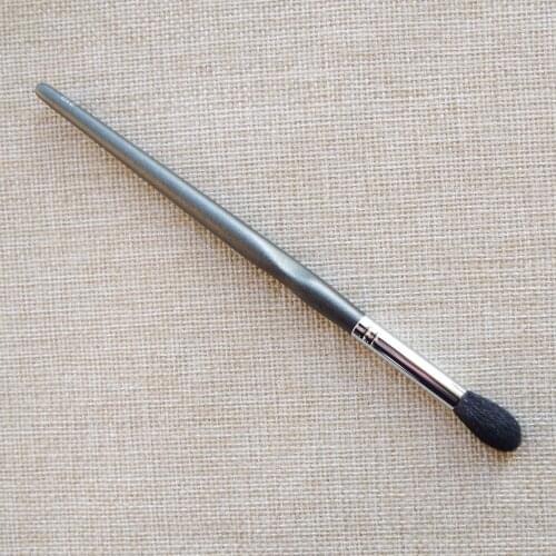 W210 Professional Handmade Makeup Brushes Soft Saikoho Goat Hair Small Highlighter Brush Eye Shadow Blending Make Up Brush