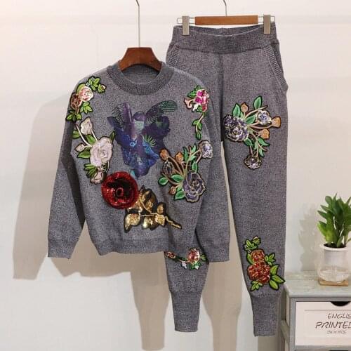 2020 Winter New Women Sets Knitted Two Piece Long Sleeve Sequin Embroidery Flowers Sweater Top Fashion Trousers 2 Piece Set