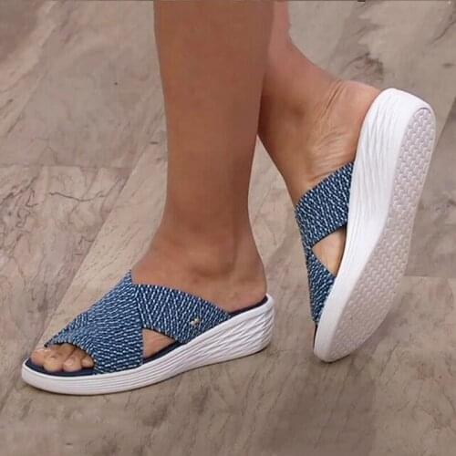 2021 New Summer Fish Mouth Sandals Fashion Thick Bottom Slope With Women Flying Cross Sandal High Quality Couple Slippers