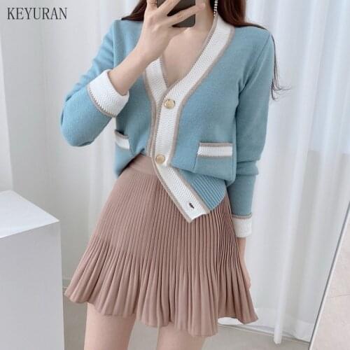 New 2021 Spring Autumn Womens Sweaters V-Neck Casual Buttons Cropped Cardigans Knitted Tops Fashionable Pocket Korean Knitwears