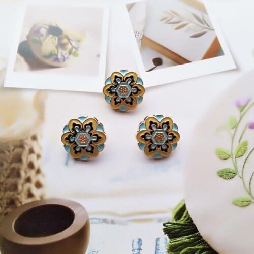 10pcs/lot Flower Metal Buttons Sewing-On One-Hole Button For Clothes Bag Craft DIY Decoration 18mm High Quality Nostalgic Retro