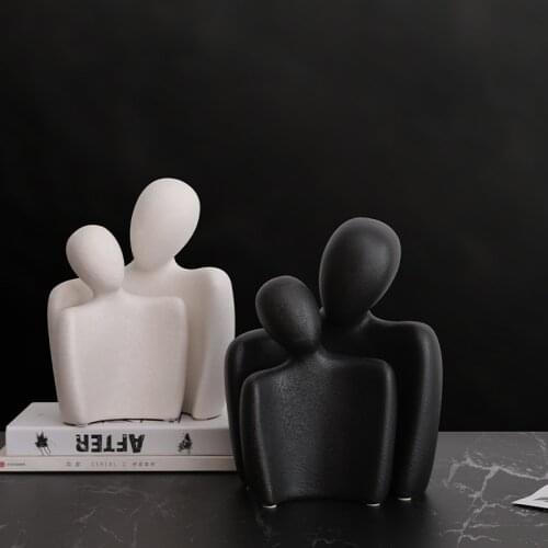 European-style Ceramic Couple Art Decoration Creative Black White Couple Figure Doll Matte Texture Desktop Crafts Home Deco Gift