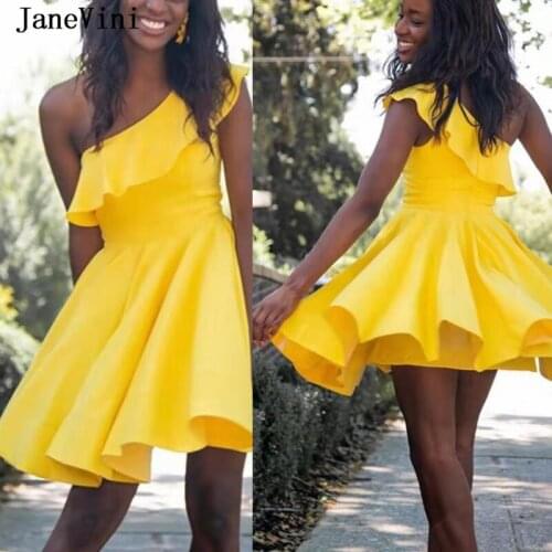 JaneVini Sexy Yellow One Shoulder Mini Homecoming Dresses A Line Ruffles Sleeveless Satin Plus Size Graduation Short Dress 2019