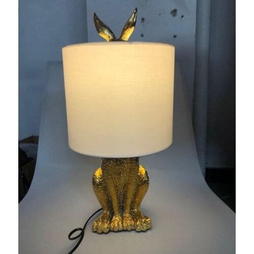 Modern Masked Rabbit Resin Table Lamps Retro Industrial Desk Lights Design for Bedroom Bedside Study Restaurant Decorative Light