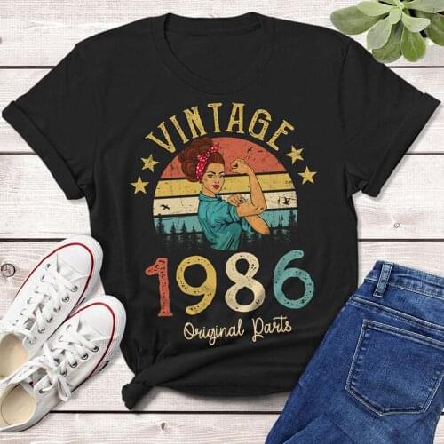 Vintage 1986 Quarantine Edition T-Shirt 35 years old 35th Birthday Gift Idea Women Girls Mom Wife Daughter 86 Funny Retro Tshirt