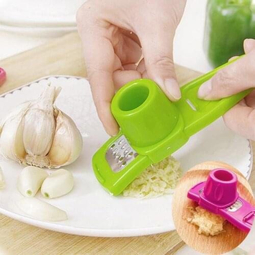 1pcs Gember Cutter Snoep Kleur Plastic Slijpen Tool Rvs Knoflook Persen Microplaner Schaafmachine Keuken Rasp Grinder