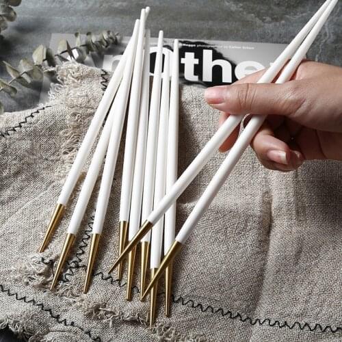 5 Pairs/Set Stainless Steel Chopsticks Japanese-Style Pointed Sushi Chop Sticks Household Anti-Mold Non-Slip Tableware Supplies