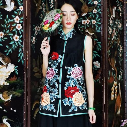 High-End Ancient Style And elegant Embroidery Flower Chinese Sleeveless Top Summer New Hanfu Tencel Vest M-3XL