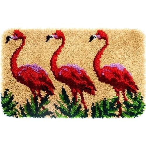 Tapestry Latch Hook Kits with Printed Flamingo Pattern on Canvas DIY Rug Embroidery Set Crafts for Kids and Adults Home Decor
