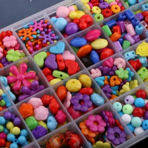 590 Pieces Kids Beads Set for Jewelry Making Acrylic Beads Kit Craft Educational