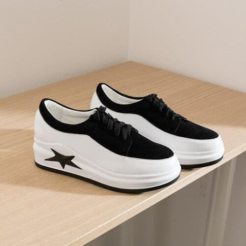 18 years spring new leisure thick bottom color matching leather leisure 31-45 lace-up shoes female 18313