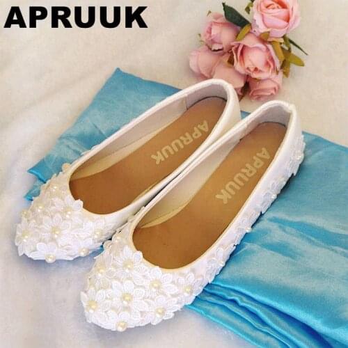 White lace flats wedding shoes women lace flower pearls girl ladies party white dress flats shoes bridesmaid flats