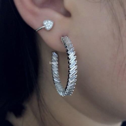 Yurora Women's Gold Earrings