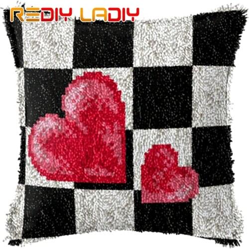 Latch Hook Kits Love Me Yes I Do Cushion Cover Pre-Printed Canvas Yarn Crocheting Crafts Pillow Case Sofa Bed Pillows Home Decor