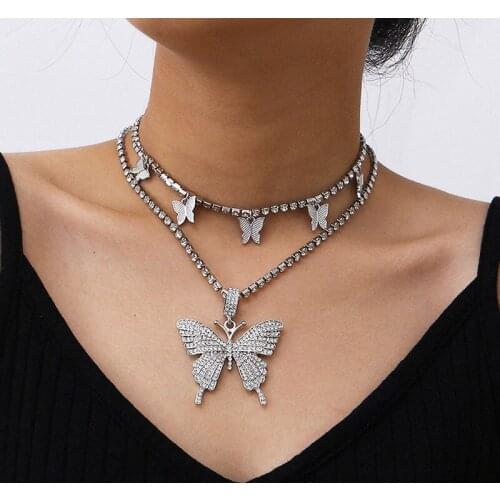 Fashion Exaggerated Rhinestone Big Butterfly Pendant Necklace Women Chic Temperament Creative Geometric Chains Necklace Jewelry