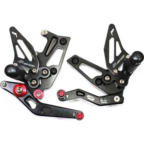 CNC Adjustable Footrests Foot Pegs Rider Rearsets Foot Rest for TRIUMPH SPEED TRIPLE 1050 2011- 2014 2015 2016 2017 2018