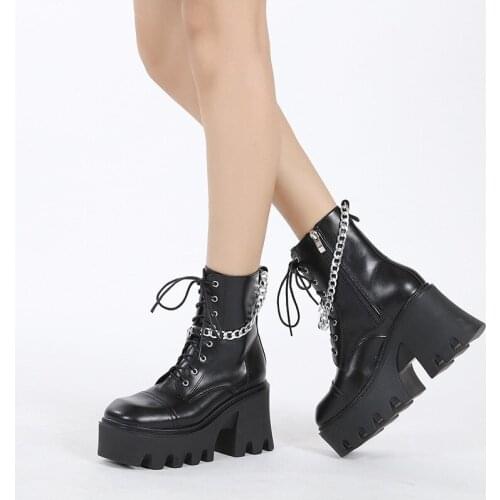 2021 European American Zip Leather Chain Thick-Soled British Black Martin Boots Female Punk Short Boots Motorcycle