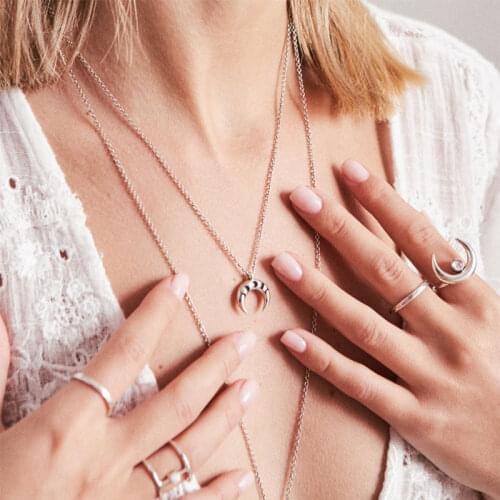 2021 New Hot Vintage Moon Metal Necklace Jewelry Fashion Popular Retro Bohemia Style Necklace For Women Mens Necklace