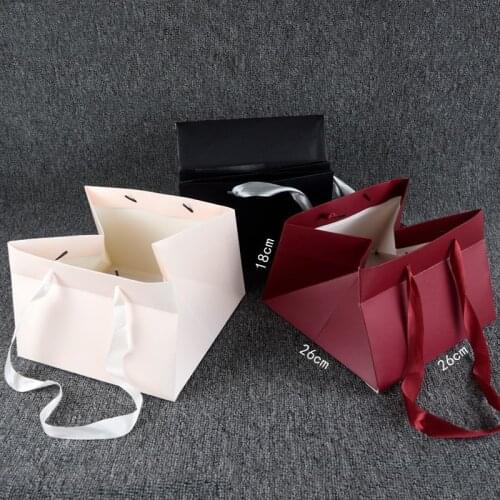 Kraft Paper Bags Party Shopping Picnic Gift Environmentally Bags Paper Shopping Bag With Ribbon Handle for Clothing Gift Package