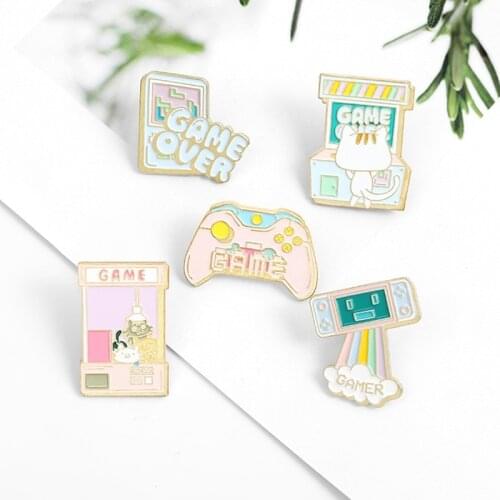Mini Rainbow Love Pet Ice Cream Color Video Game Enamel Pin Button Rocker Old Style Childrens Toy Badge Punk Brooch Jewellery