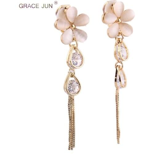 Top Quality Gold Color Opal Stone Water Drop Flower Shape Clip on Earrings Painful Earrings Fashion Luxury Long Pierced Earrings