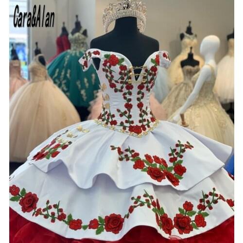 White and Red Plus Size Quinceanera Dresses Applique Puffy Skirt Sweet 15 Dress Long Ball Gown Prom Gowns